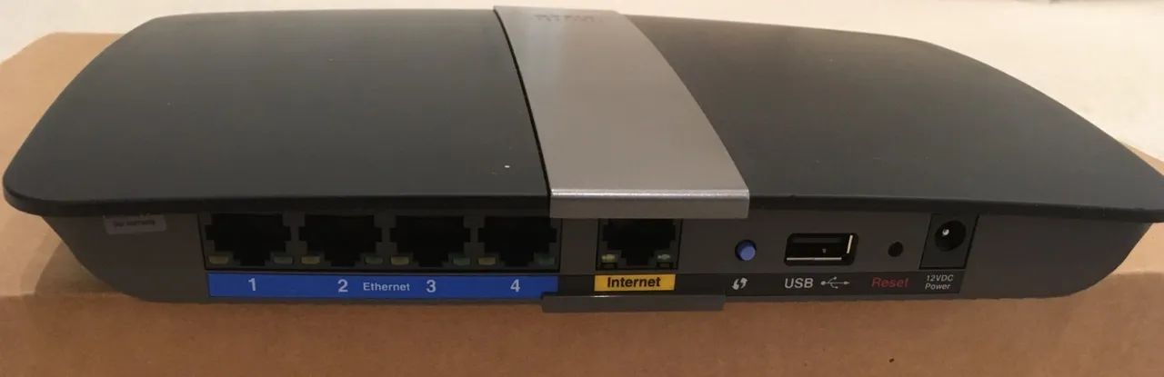 Linksys EA4500 Roteador Dual-Band N900 com Gigabit e USB