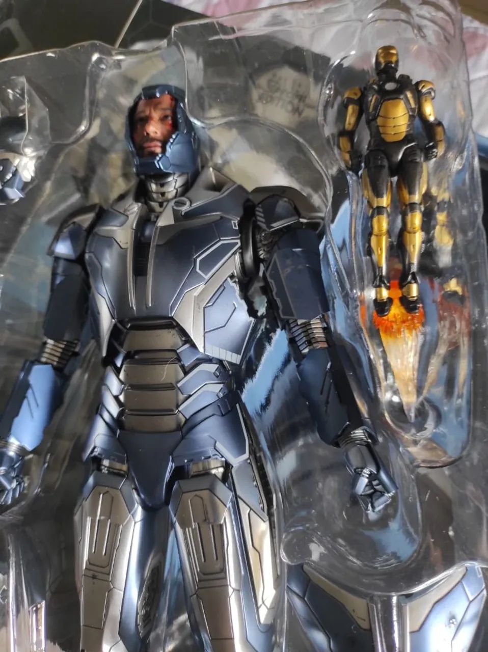 Hot toys Action Figure Iron Man 3 Shotgun Special Edition