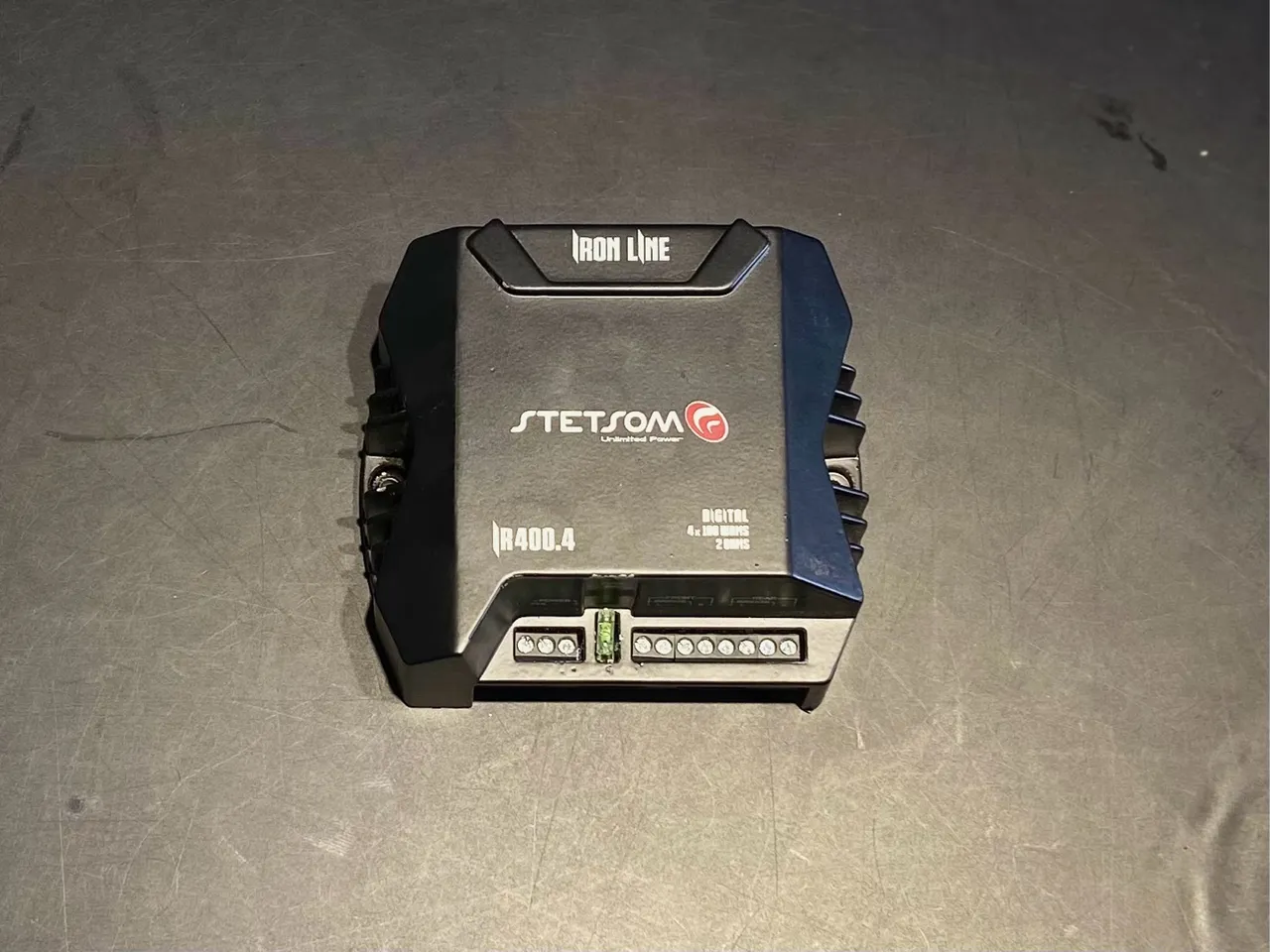 Amplificador Stetsom R400.4 Digital