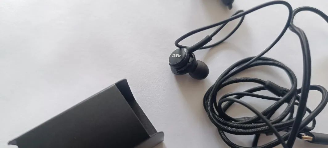 FONE DE OUVIDO ORIGINAL SAMSUNG AKG64352268584321123