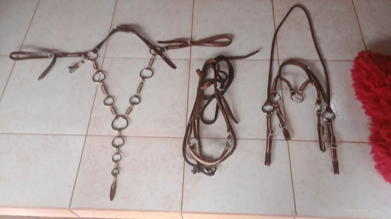 Vendo traia completa usada duas vezes - Foto 5