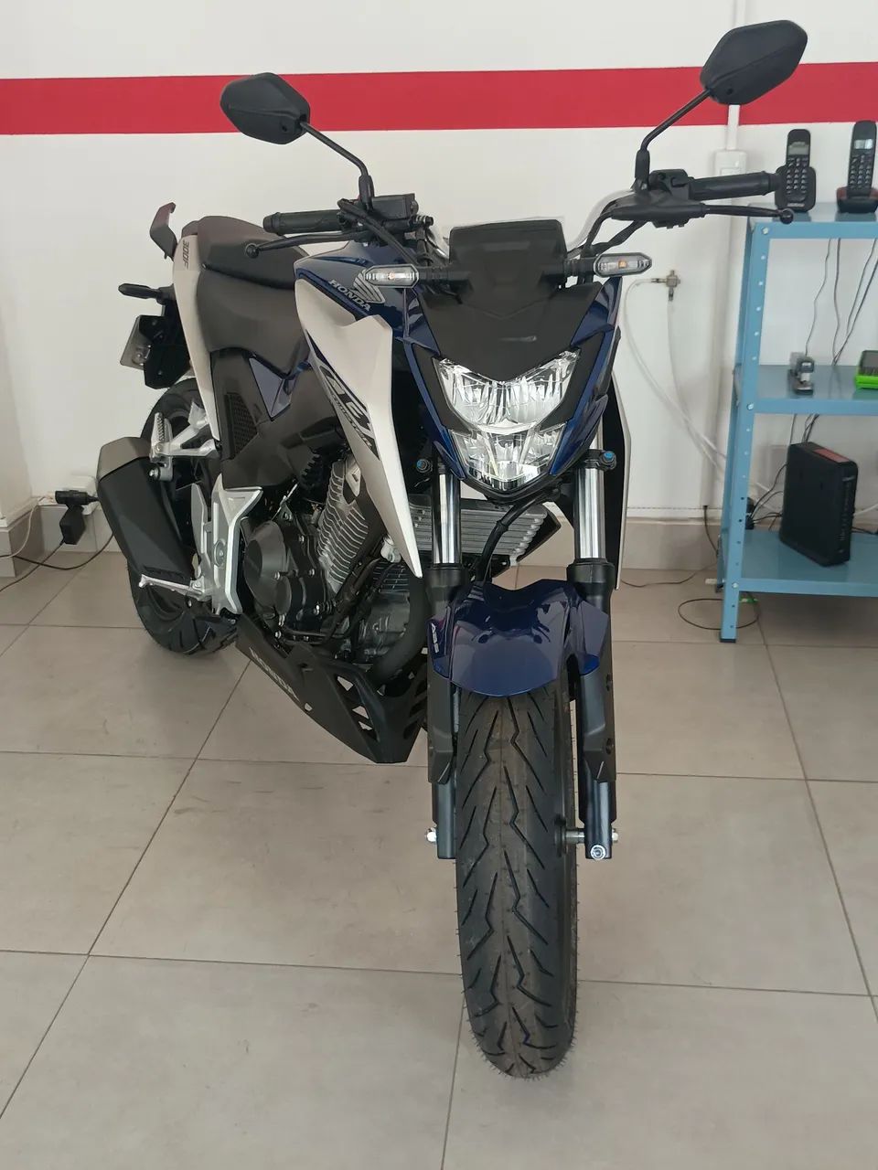CB 300 ABS 2026 zero km - Foto 3