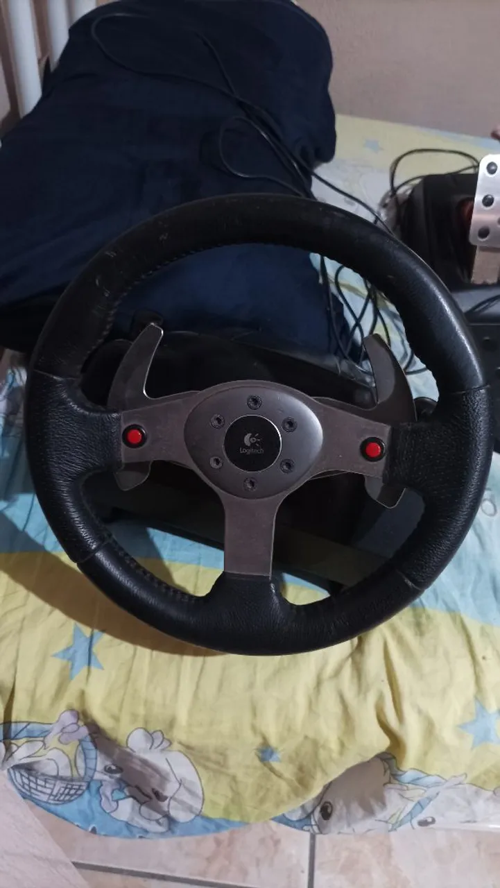 Volante Logitech para pc
