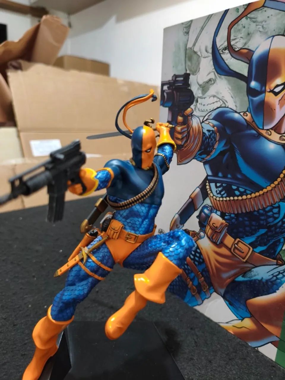 Estátua Iron Studios Art Scale 1/10 - Deathstroke (DC) by Ivan Reis