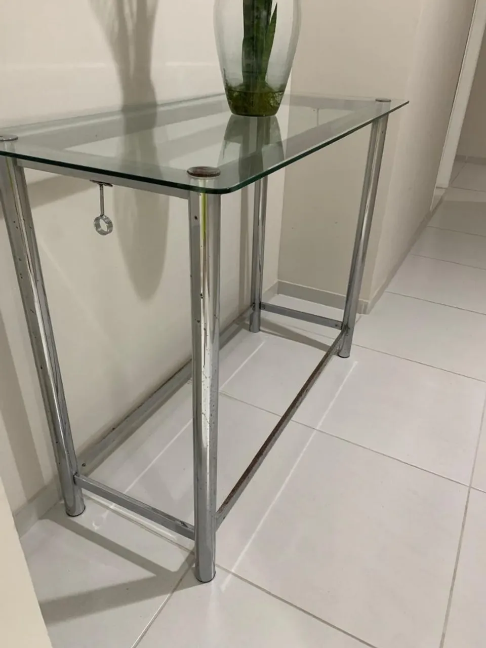Mesa de Vidro e Metal balcão