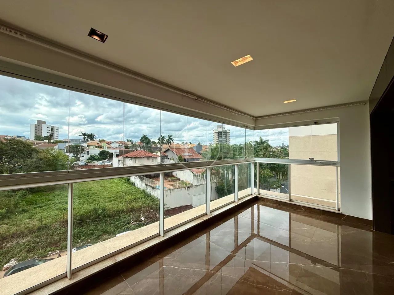 APARTAMENTO 4 DORMITÓRIOS - VIVENDAS DO BOSQUE - Foto 3