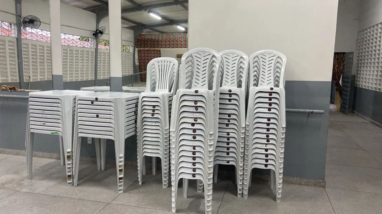Locação de mesas e cadeiras - Foto 5