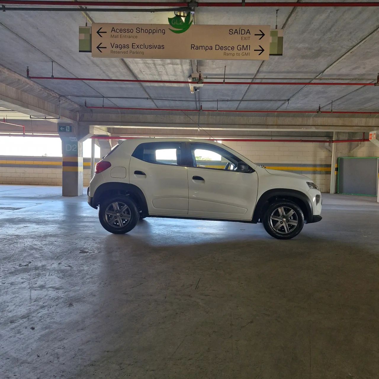 Renault Kwid Zen 1.0 Flex 12V 5P Mec. 2026 - Foto 4