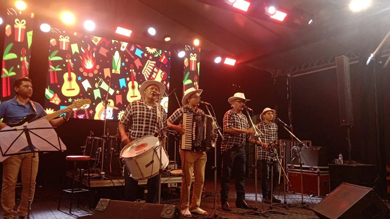 Trio pé de serra Cassiano do forró