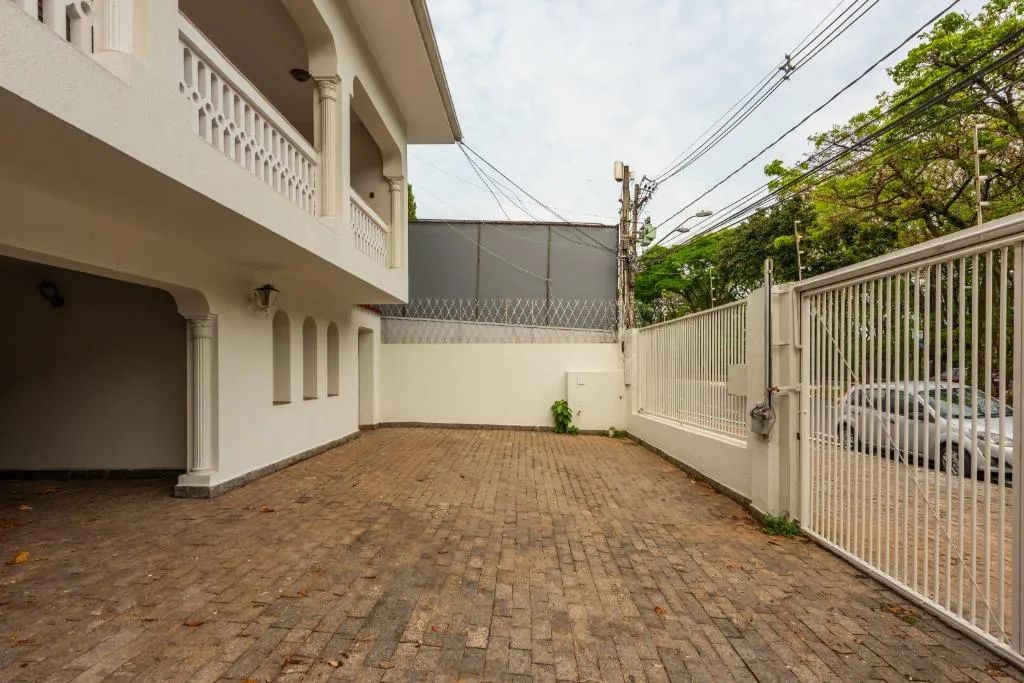 Sobrado à venda em Campinas, Taquaral, com 2 quartos, com 315.4 m² - Foto 3