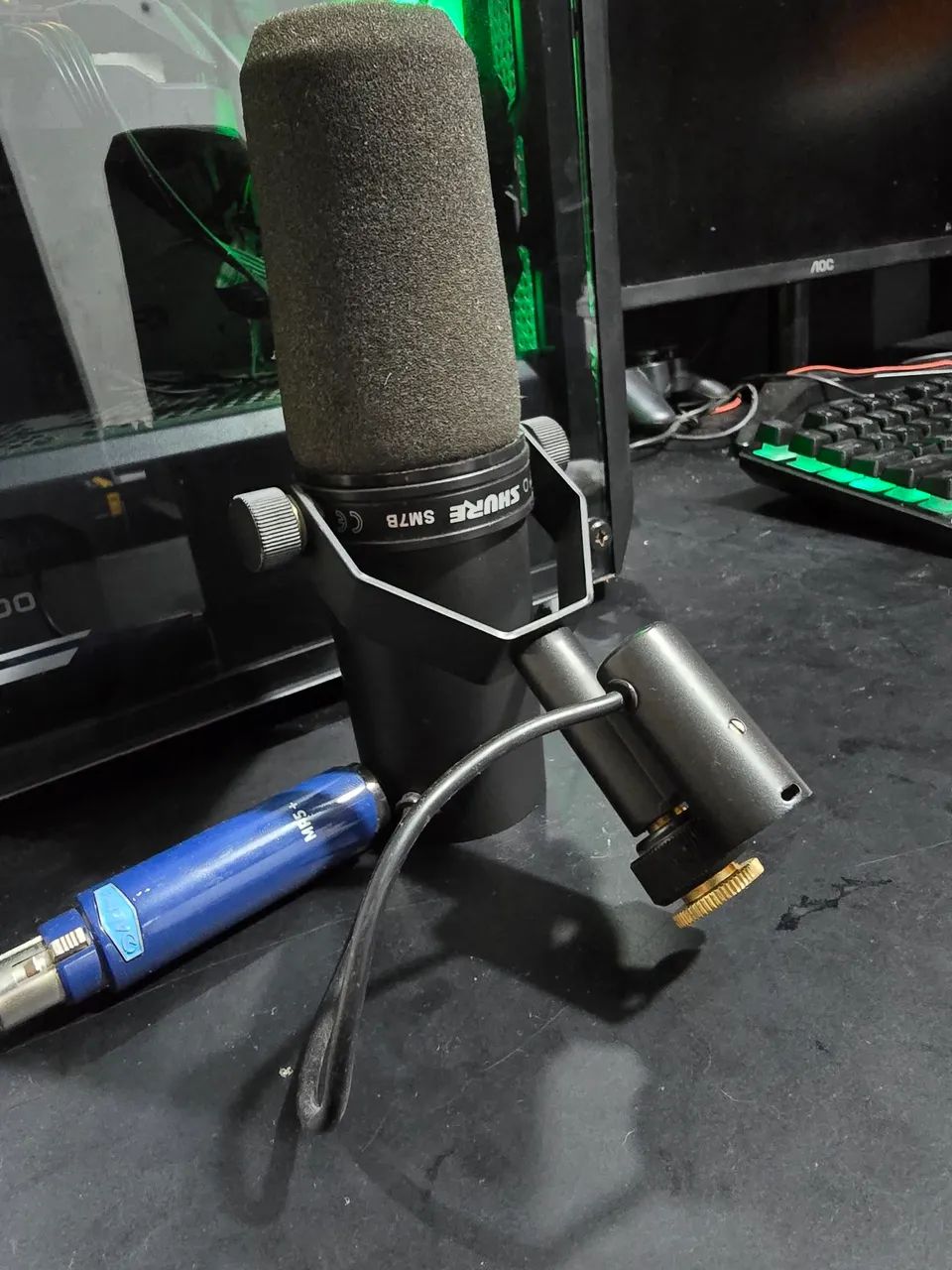 Microfone shure SM7B Podcast. Dinâmico. Som Profissional.  - Foto 2
