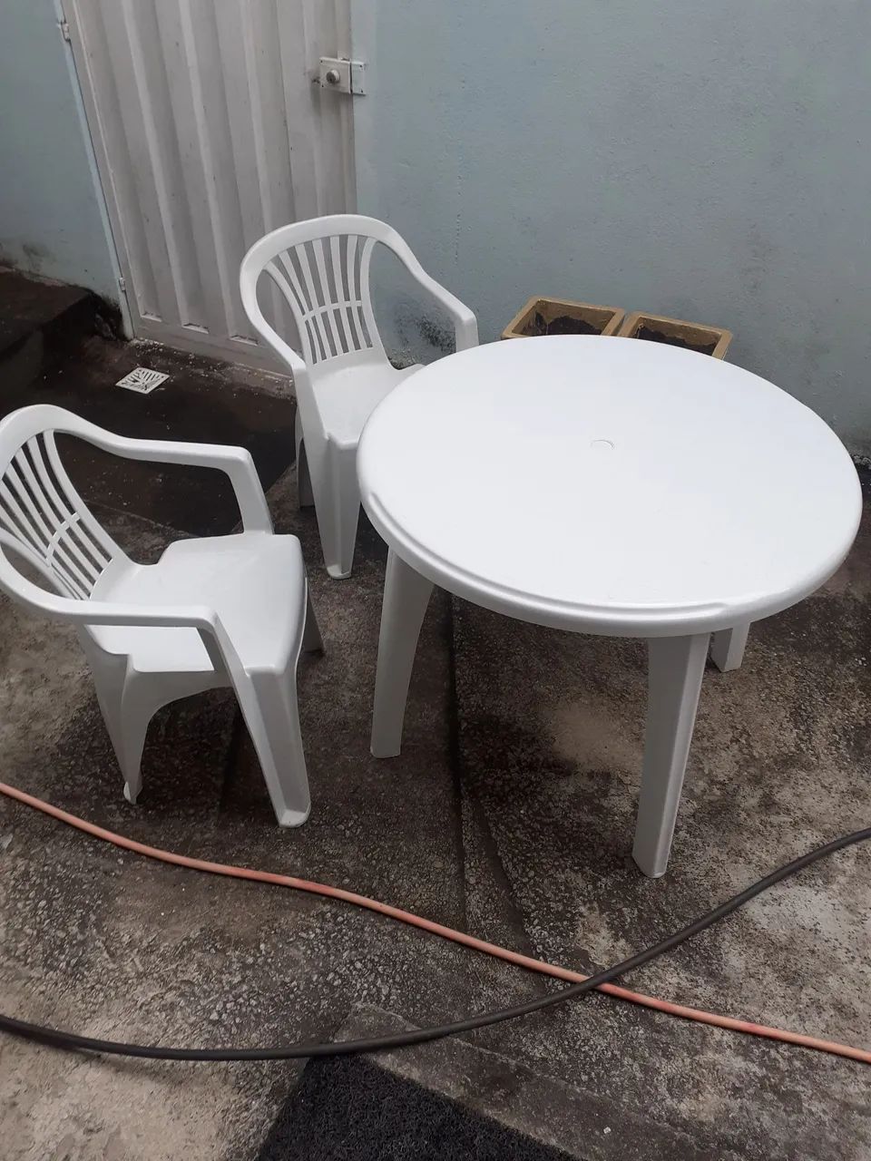 mesa pvc , barato , confira!!!!