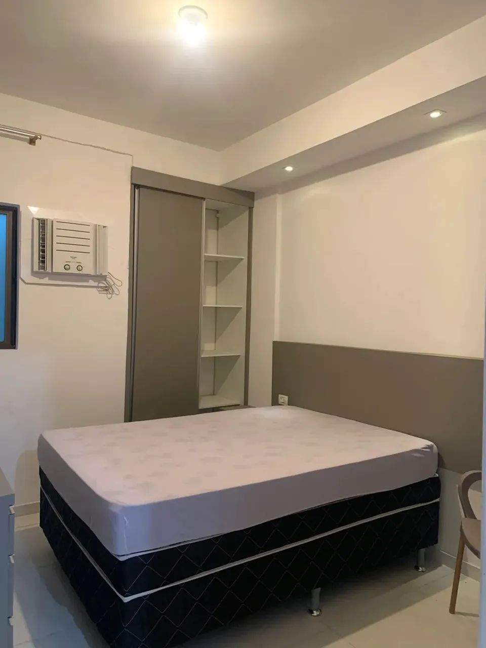 APT STUDIO c/ MOBÍLIA. 30m da Praia e 100m da FMO e do Shopping. RESERVE AGORA! - Foto 2