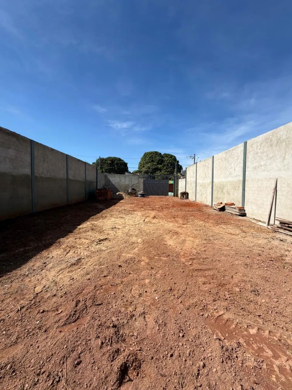 Terreno murado
