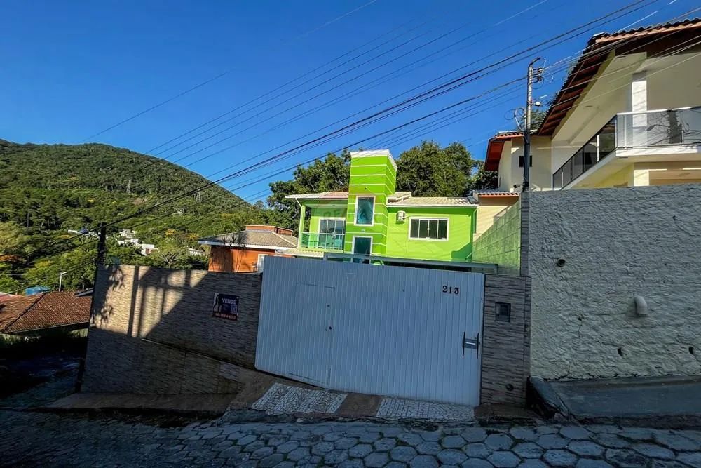 Casa com piscina e 4 quartos no Itacorubi em Florianópolis - Foto 3