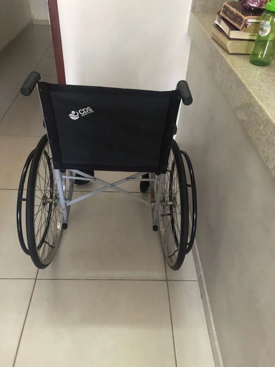 Cadeira de rodas  - Foto 3