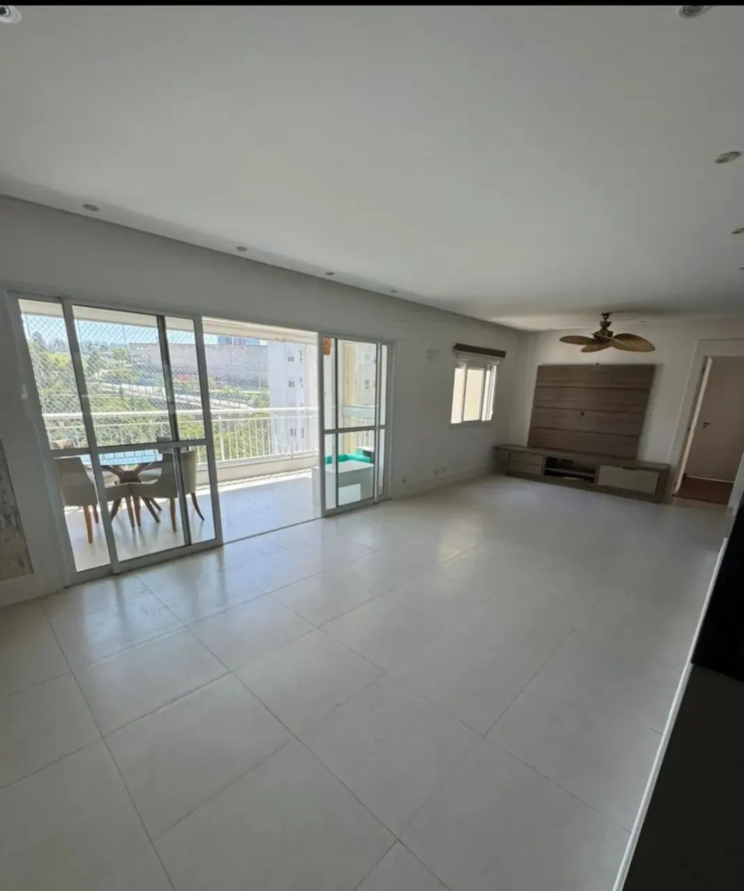 apto com 132mts 3 dormitórios - Foto 4
