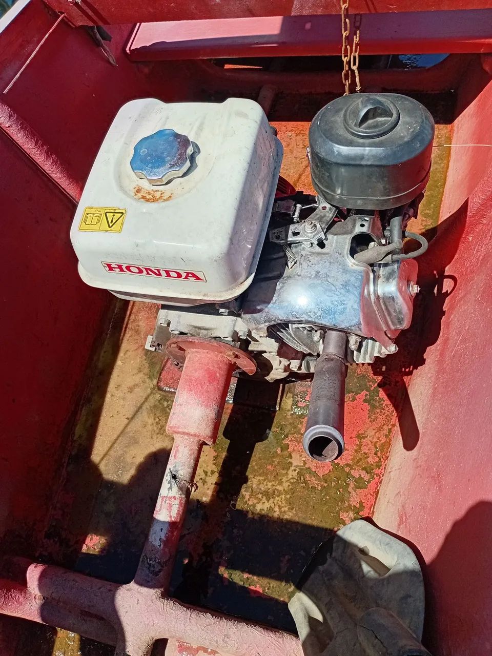 Barco de fibra voadora motor 15 HP Honda  - Foto 5