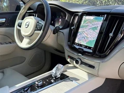 Volvo Xc60 2024
