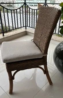 Cadeiras em Rattan natural perfeito estado 4 unidades com almofada de assento. - Foto 5