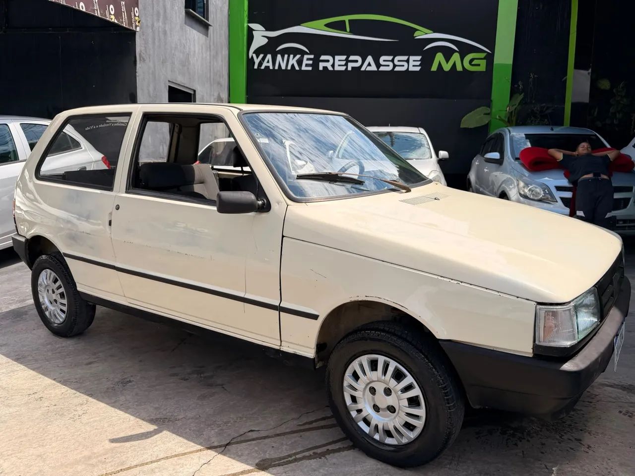 Fiat Uno 1990 - Foto 2