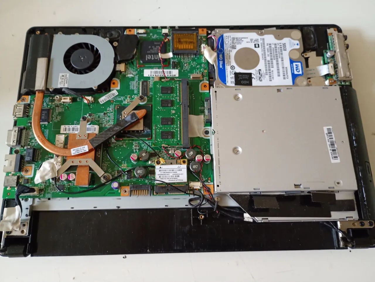 Notebook cce Win bps peças ou conserto - Foto 3