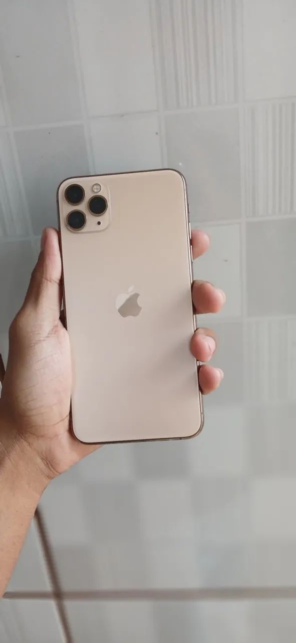IPhone 11 Pro Max 256GB - Foto 2