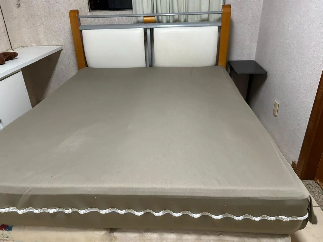 Vende se Cama King, Usada em bom estado - Foto 2