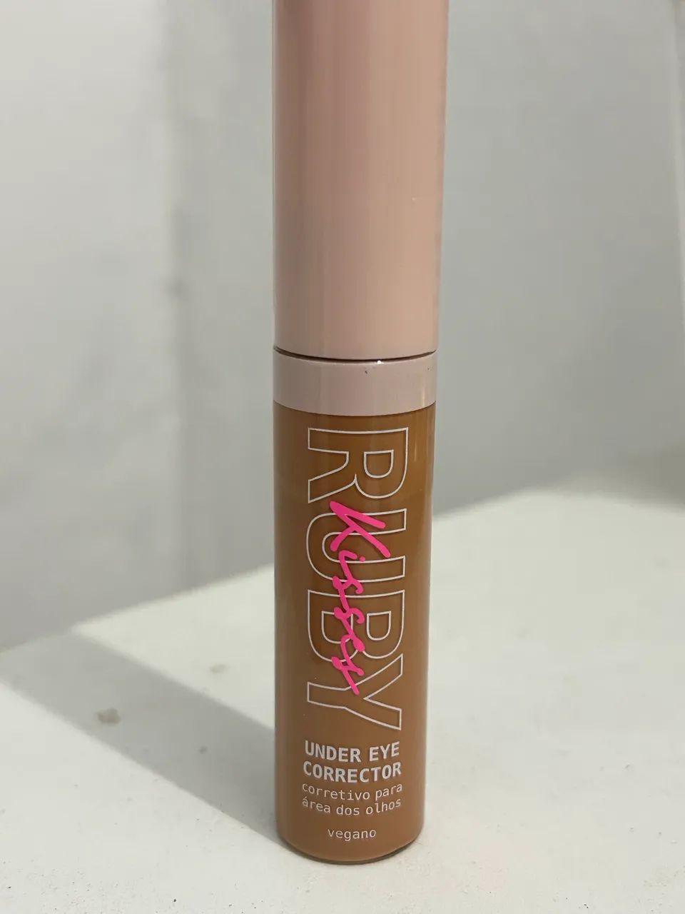 Corretivo Ruby Kisses Under Eye Corrector - Foto 4