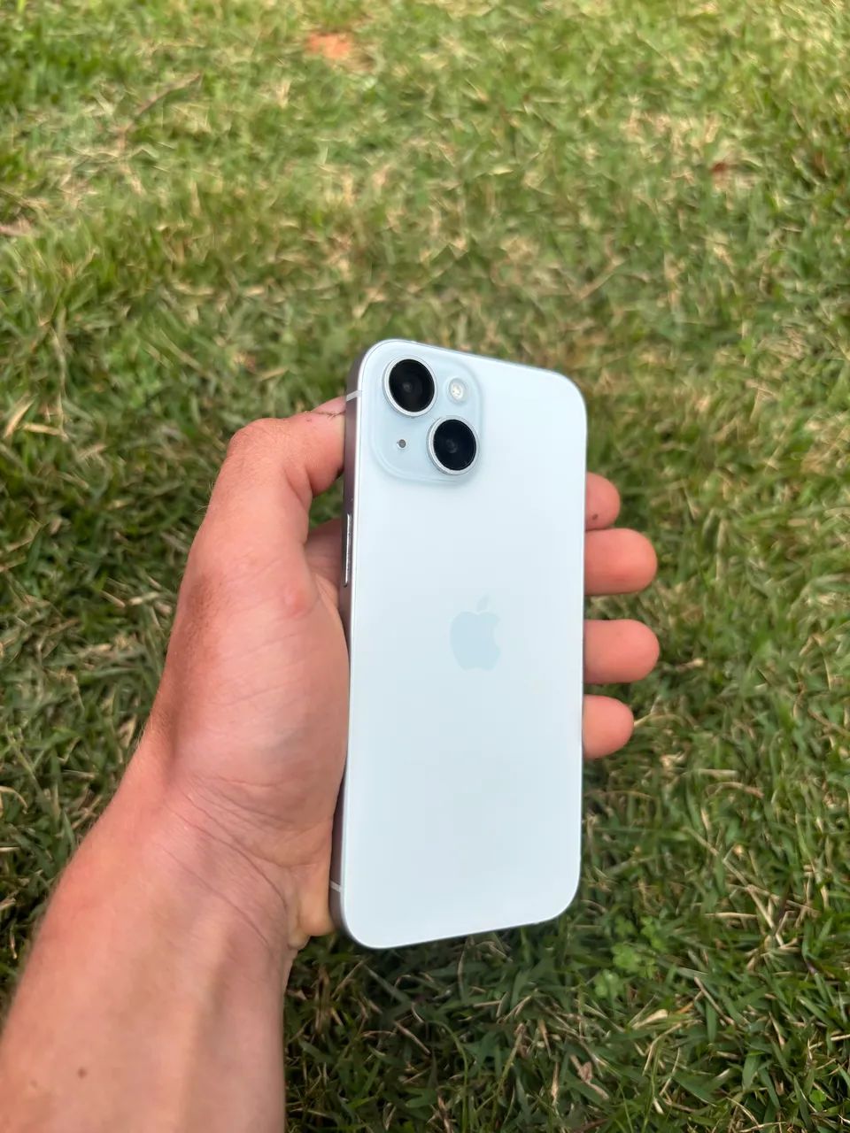 Vendo iPhone 15 impecável com 256gb - Foto 2