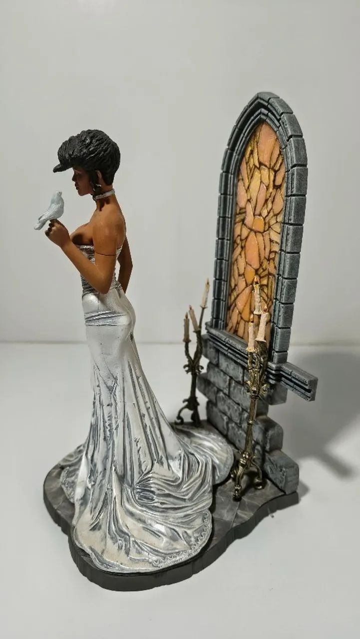 Action Figure Wanda 2 (Spawn Series 27) - McFarlane Toys - Foto 4