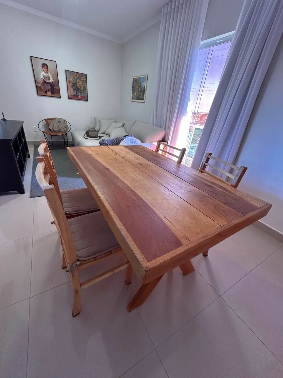 Mesa com cadeiras em Madeira Maciça  - Foto 4