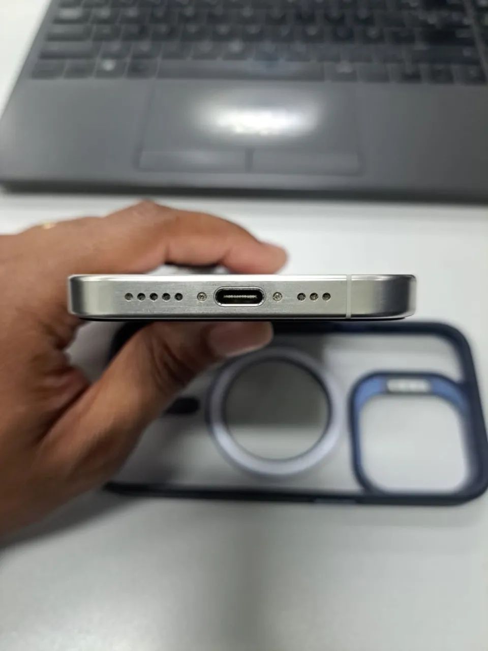 iPhone 15 pro 128gb