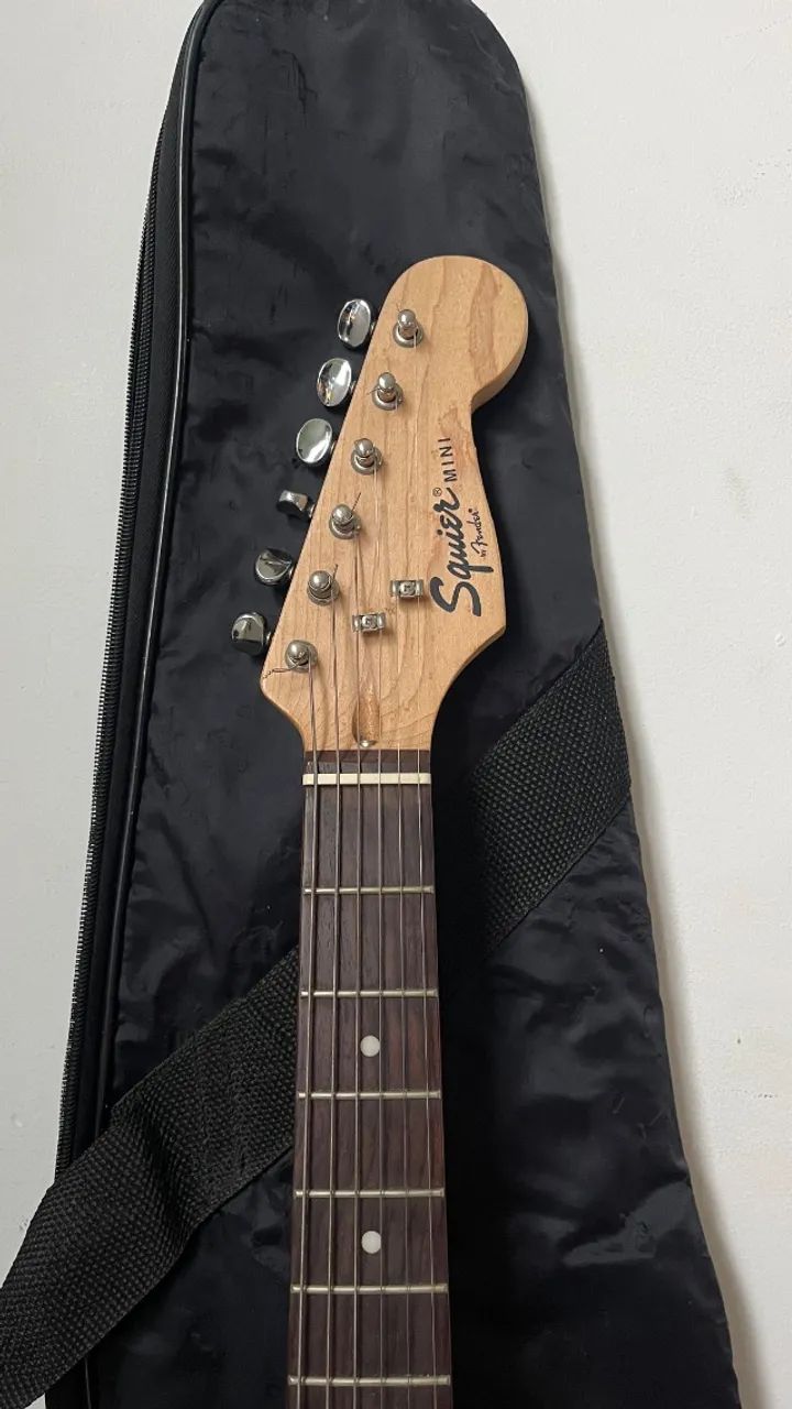 Fender Squier Mini Stratocaster - Instrumentos musicais - Jardim