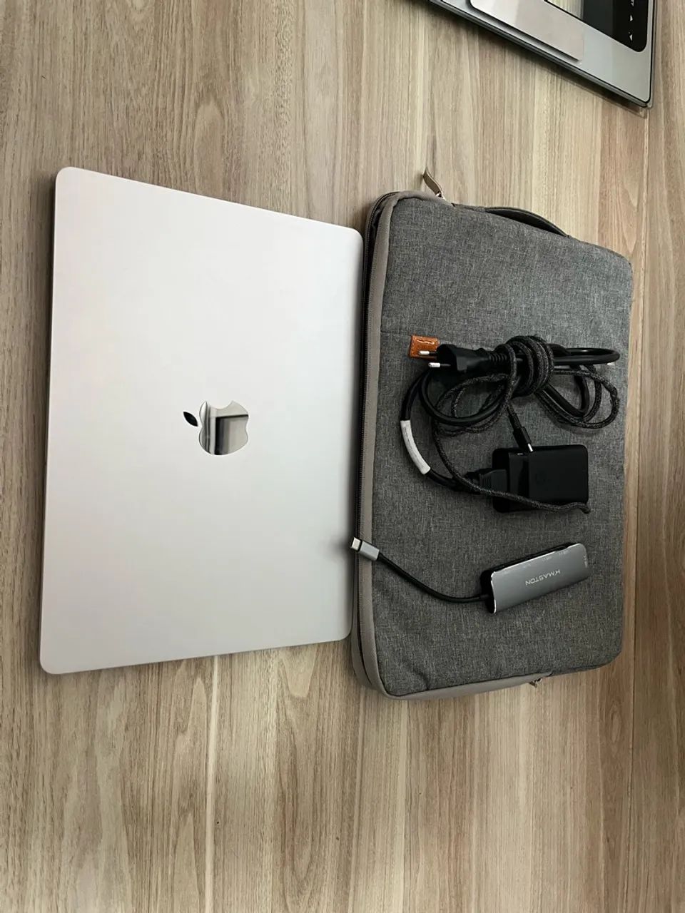MACBOOK AIR M2 2022 - Foto 3