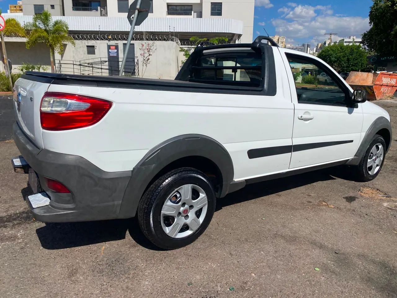 Fiat Strada Working Hard 1.4 Fire Flex 8V CS 2017 - Foto 5
