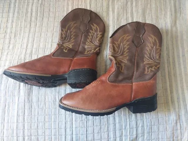 Bota de Couro legítimo