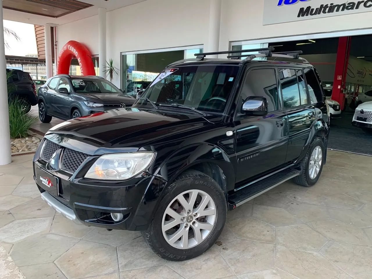 Mitsubishi Pajero 2012