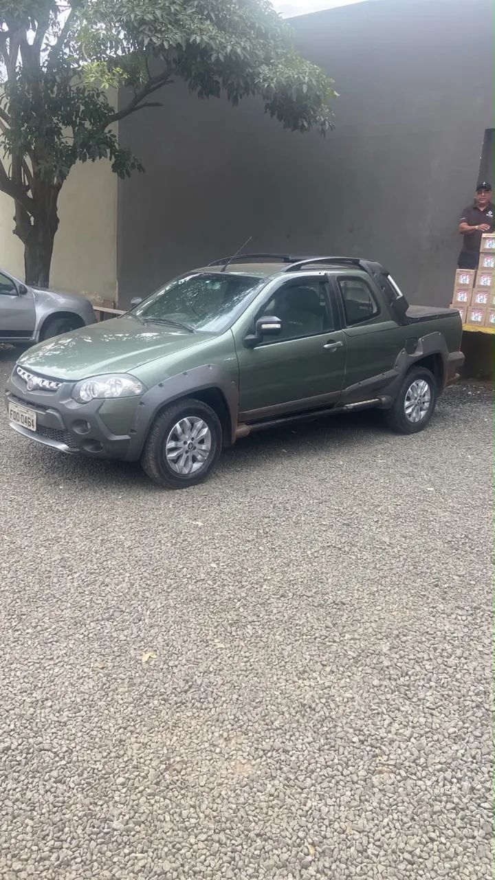Fiat Strada Adv.1.8 16V Dualogic Flex CD 2013 - Foto 5