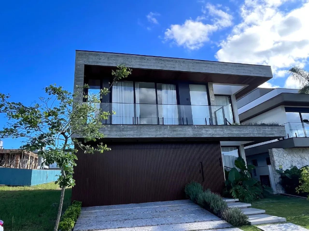 Casa ALUGUEL 3 Quartos com 3 Suítes e 269m² - Pedra Branca - Foto 2