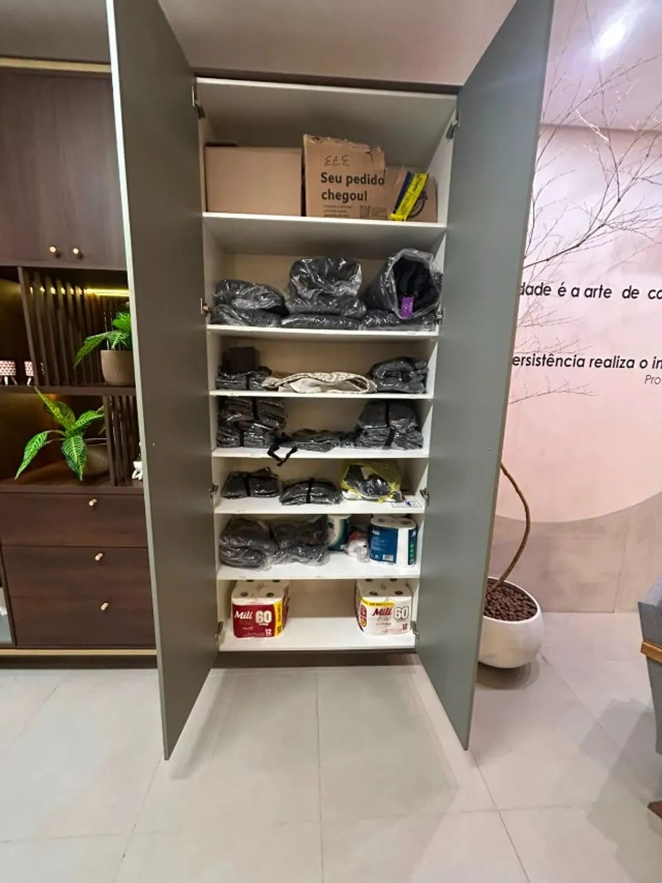 Armário multiuso sob medida  - Foto 4
