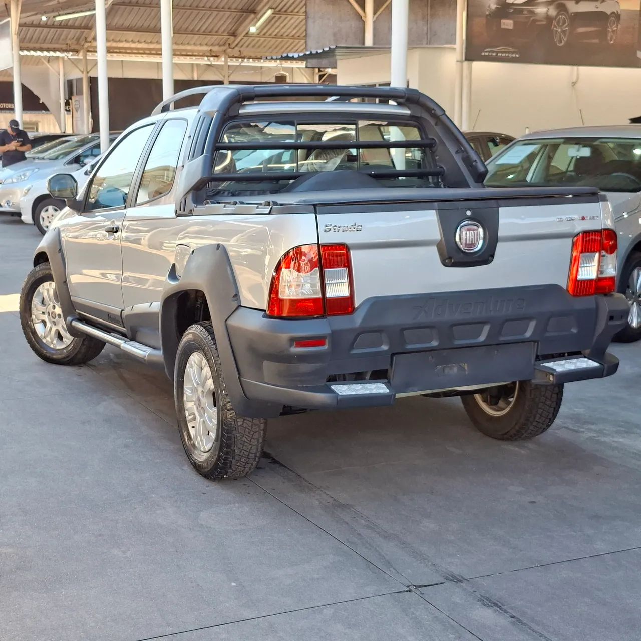 Fiat Strada Adv.1.8 16V Dualogic Flex CD 2012 - Foto 4