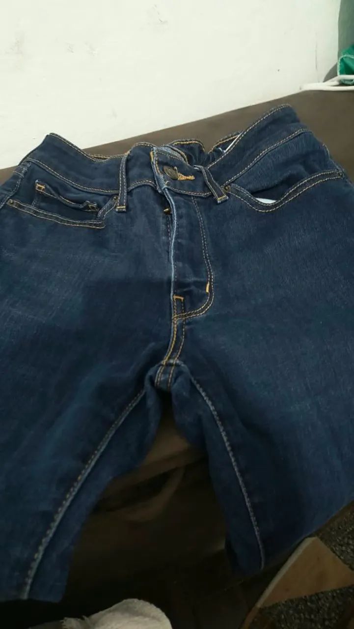 Calça jeans levis