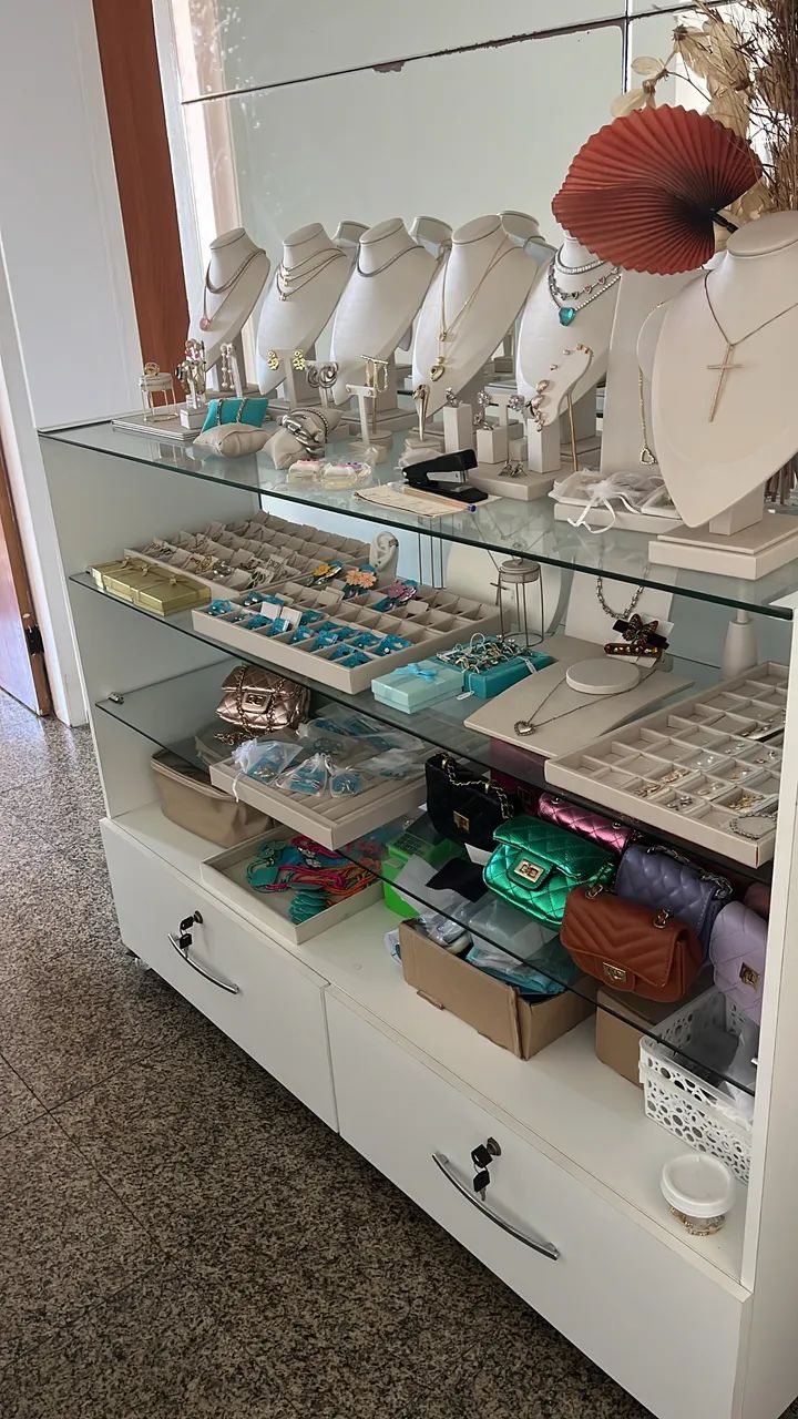 Vitrine - Balcao para comércio 