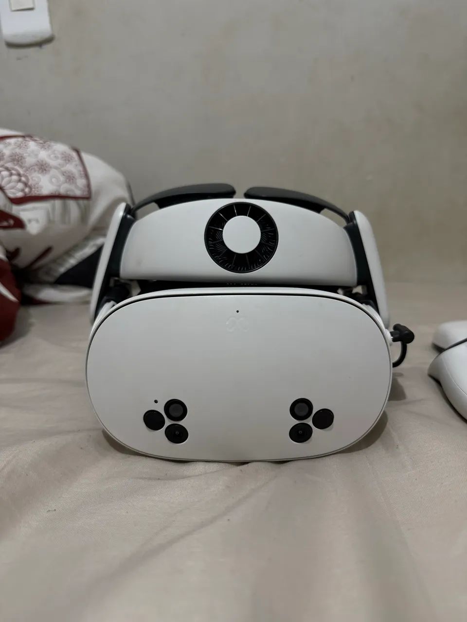 Meta Quest 3S 128GB + BOBOVR S3 Pro + Controles | Completo - Peças
