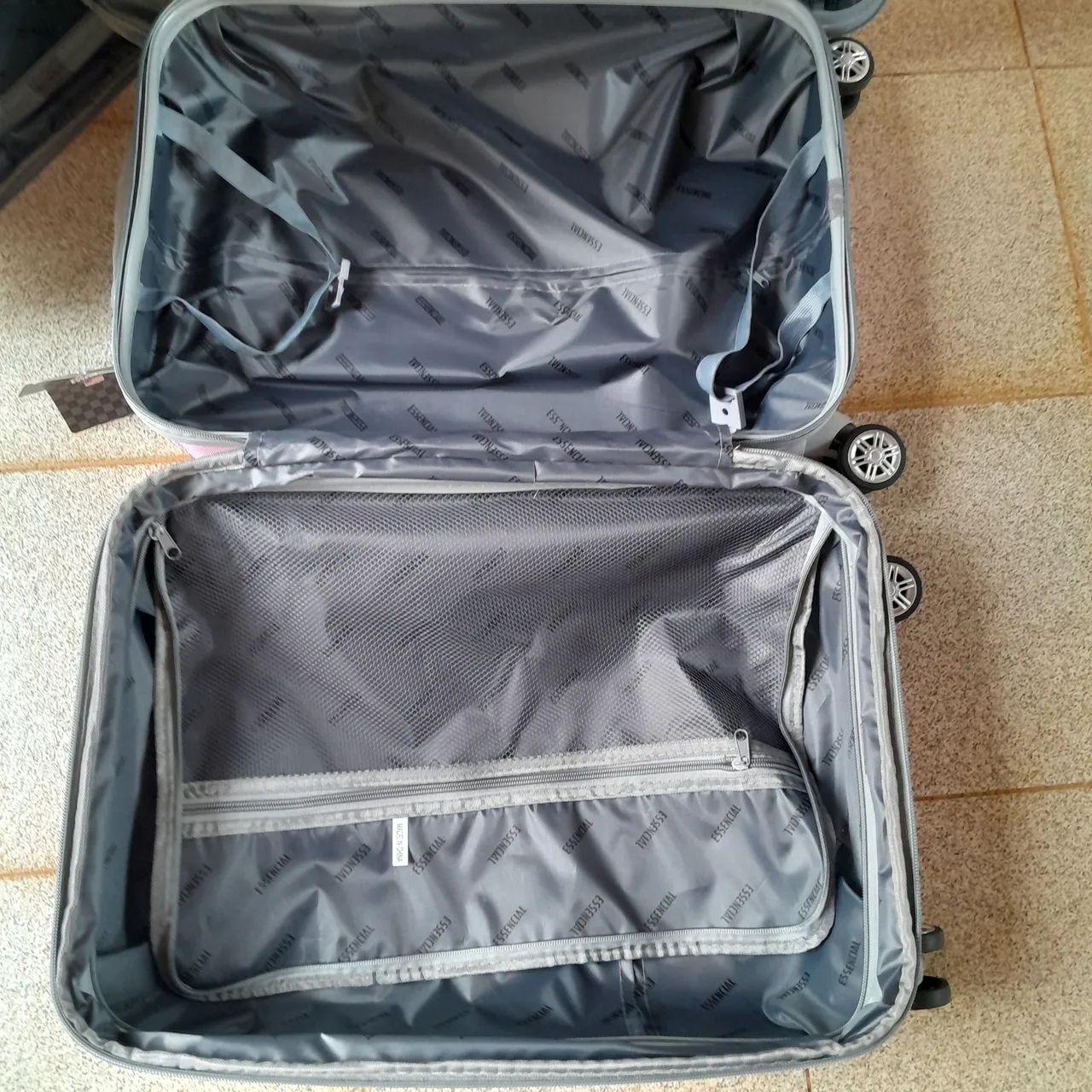 Kit 2 malas de viagem (sem uso) - Foto 3