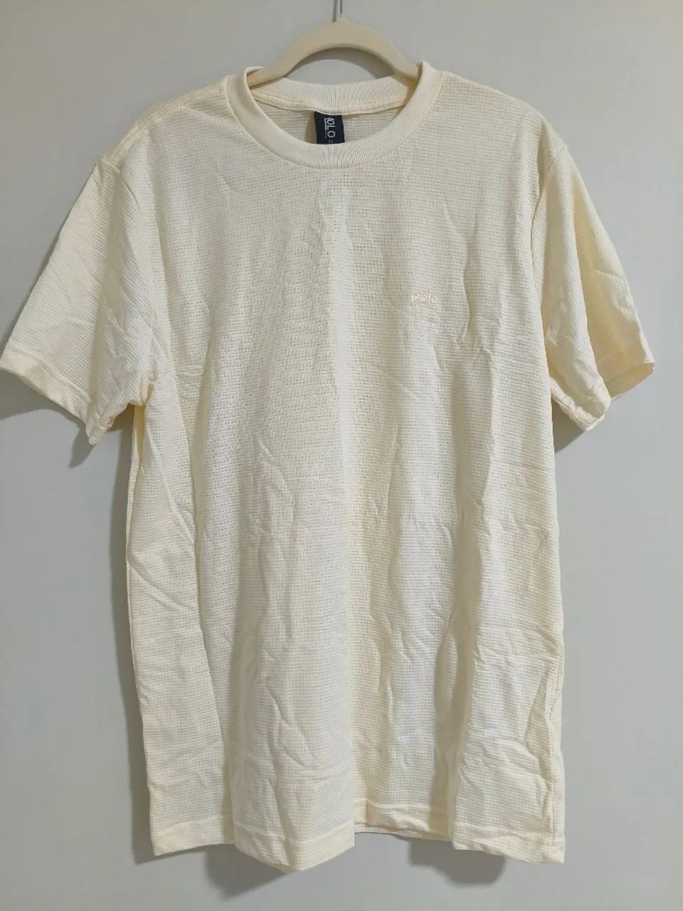 Camiseta de malha NOVA SEM USO