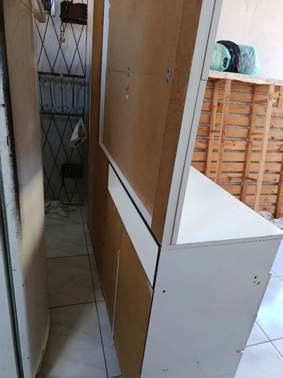 Cômoda com espelho e 3 gavetas - Foto 3