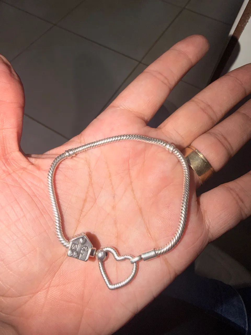 Pandora 