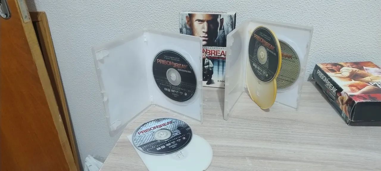 Lote 3 box DVD Prision Break - Temporadas 1, 2 e 3 - Foto 3
